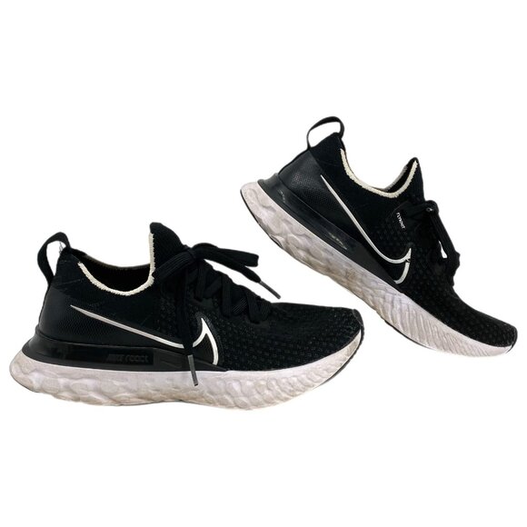 Nike Shoes - Nike Black Flyknit Infinity Sneakers | Women's Size 7